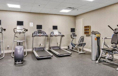 Beautiful Apt in Downtown w/Pool | Indoor Parking - Foto 25