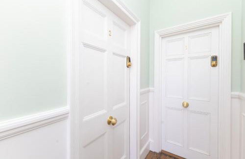 2BR Georgian home, Garden, Hot tub, Sea view, Sleeps 6 - Photo 31