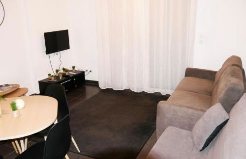 Capstay studio avec grande terrasse proche aéroport Bastia - Lucciana - Centre - Foto 7