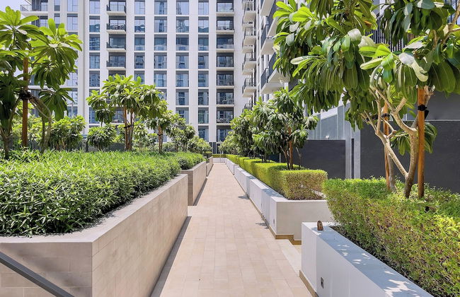 Premium Apartments at Executive Residences - Photo 39