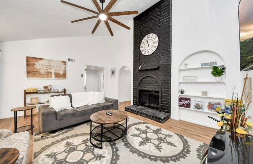 Stylish Katy Retreat 4BR Sleeps 10 Outdoor Escapre - Foto 23