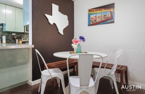 Chic Poolside Homebase Steps from South Congress - Foto 2