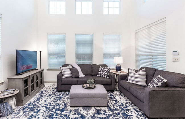 Upstay-2-Home Complex for 18ppl - Photo 15