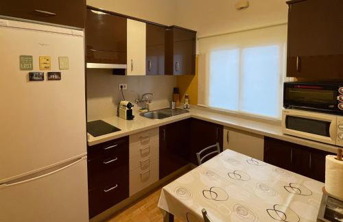 CASA ROSALÍA. APARTAMENTO CON VISTAS A LA MONTAÑA - Foto 5