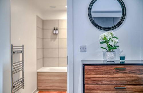 1-BR Flat in Eccles - 1 Minute Walk to Train & Tram Station - Sleeps 3 - Foto 24