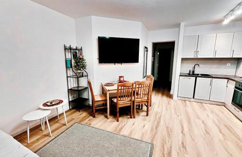 Apartament Bursztynowy Jantar 2 pokojowy z ogrodzonym tarasem przy nadmorskim lesie - Foto 27
