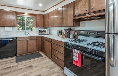 Buckeye Bear's Den-AC-Walking Distance to town - Foto 31