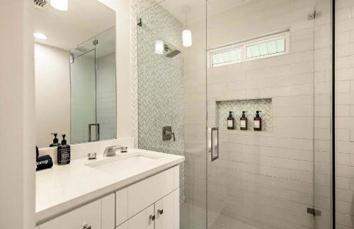 Desert Disco - 4BR Mid-Century Modern Design - Foto 28