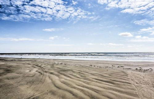 Walk to Terramar Beach! Home with Pool and Dock Access - Photo 37