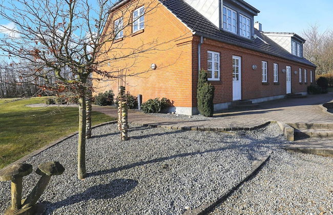 Luxurious Holiday Home in Hurup with Hot Tub - Foto 27