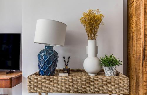 Delightful 2 Bed House a Stones Throw From Beach - Pass the Keys - Photo 33