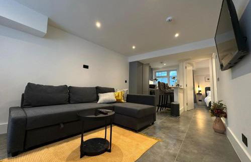 House - Sleeps 4 & Free Parking - Foto 1