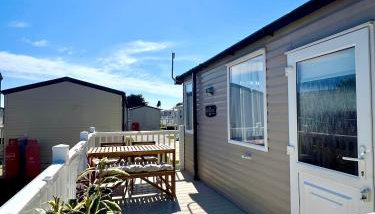 The Driftwood Den - Photo 5