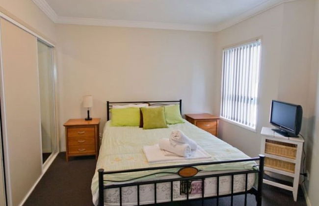 Breakers 1/8 - Photo 2