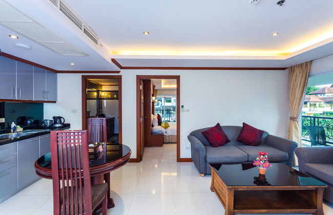 Tara Court Hotel - Photo 26