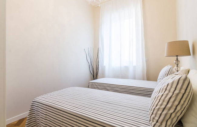 Luxury 3 Bedrooms Near Duomo - Photo 12