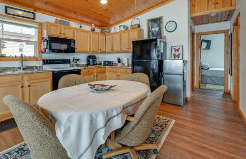 Montello Cabin on Buffalo Lake with Dock and Fire Pit! - Foto 6