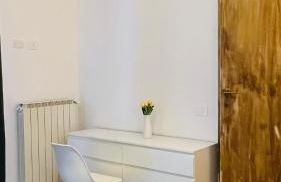 Skyscraper Apartment Pontedera - Foto 24