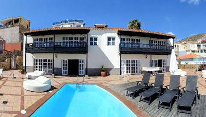 Villa Magnificent 5-star with sea view, jacuzzi and pool - Foto 3, sunbed