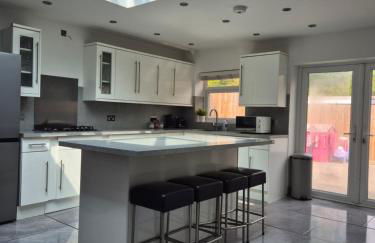 Cardiff city centre house - Sleeps 6 - Foto 1
