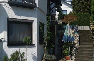 Einliegerwohnung am Stadtrand von Nürtingen - buchbar ab 4 Tagen - Privatunterkunft - Photo 3