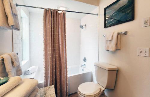 Walk to Everything! Hot Tub! Shorepine Haven - Foto 5