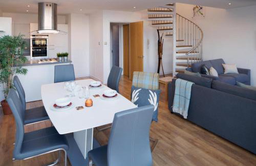 CITY CENTRE APARTMENT with Free Secure Underground Parking - Foto 46