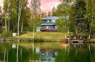 Serene Four Bedroom Lakefront Home - Foto 25