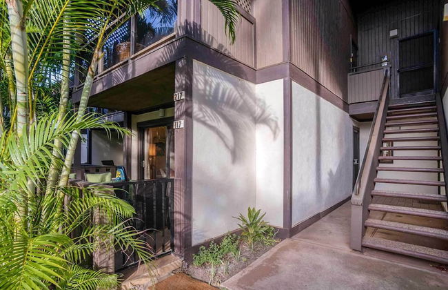 Tropical & Serene Garden Vistas - Photo 47