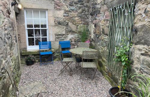 Arden House - Photo 10