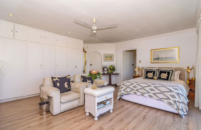 Kennedy's Beach Villa - Photo 9