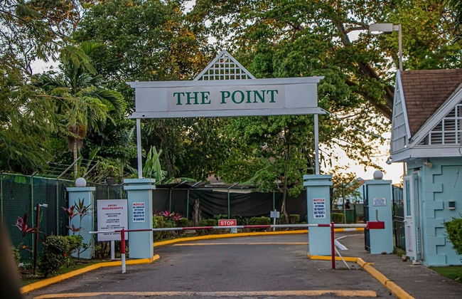 Sunrise at Point Village - Photo 26