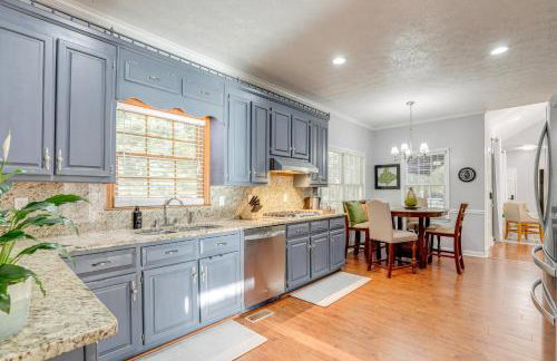 ~ 30 Mi to Atlanta - ‘The Wellness Manor’ w/ Deck! - Foto 12