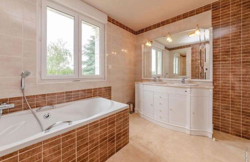 La maison de Gradille - Piscine - Photo 29