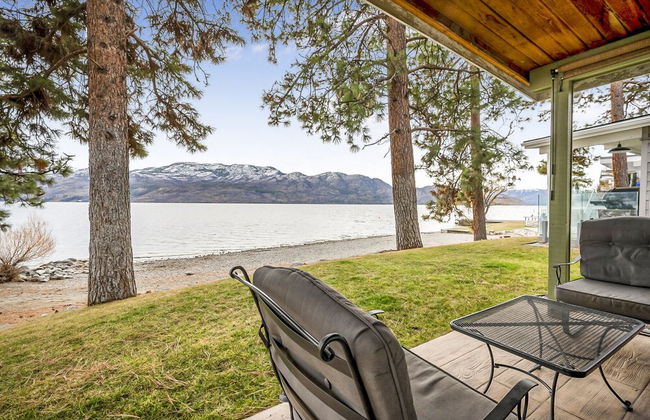 Secluded Cabin on Lake Okanagan - Photo 27