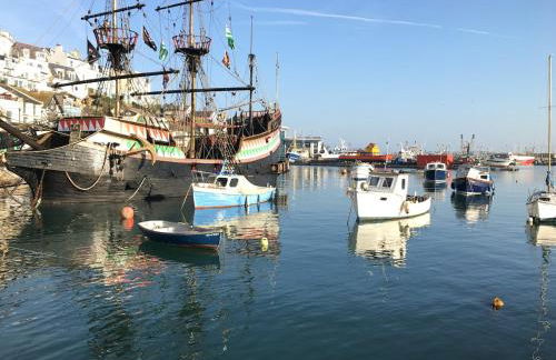 Quirky fisherman's cottage by the sea in Brixham - Photo 49