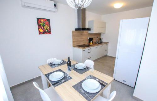 Family Beach Apartments - Photo 11