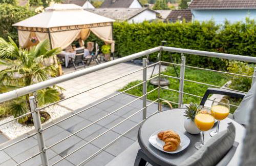 Gelbe Koffer - Design-Apartment in Schiffweiler - 2 Parkplätze - Self-Check-in - ruhig & naturnah - Foto 17