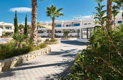 Mediterranean Gardens - Photo 19