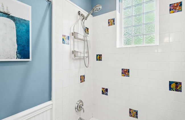 Seafoam by Avantstay 2 Blocks to Beach! - Foto 16