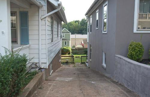 The Navel Nalle - Downtown Bungalow, Patio, Parking - Foto 26