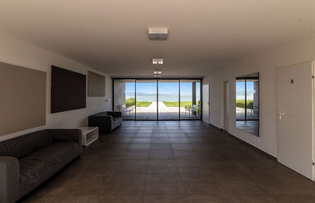 Lake Side Luxury – Steps to the Lake Lela - Foto 24