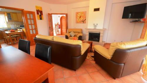 Villa Casa das Amendoeiras - Photo 2