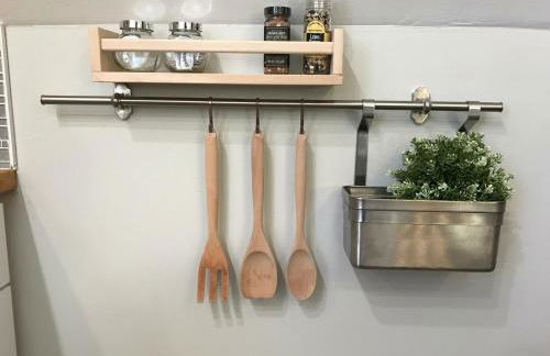 Charming 2BR Getaway with Modern Comforts - Foto 57