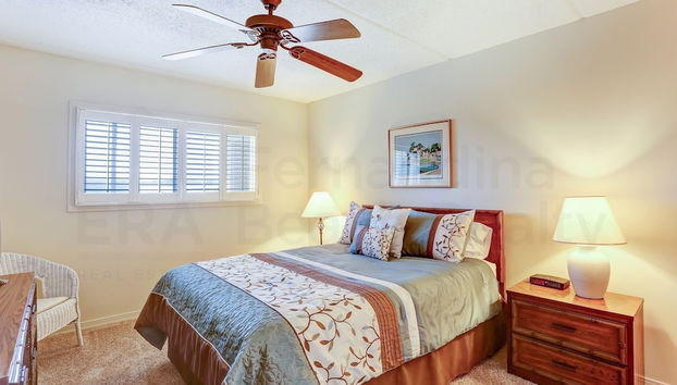 Coastal Condo with Ocean Viewing Pleasure by RedAwning - Foto 2, Habitación