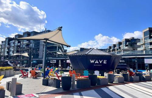 3BR Beach House | Fire Pit & Bar | Steps to Beach - Foto 42