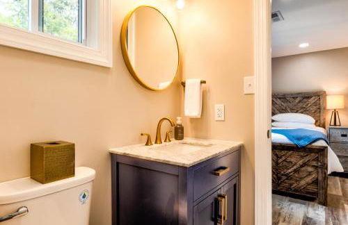 River Refresh - Waterfront with Spa on Placid Bay Luxury Vacation Rental by B Michaels Escapes - Foto 30