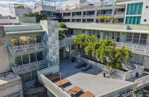 Escape 2 Beach, Ocean Dr Deco Apt with 2 Queen beds - Foto 10