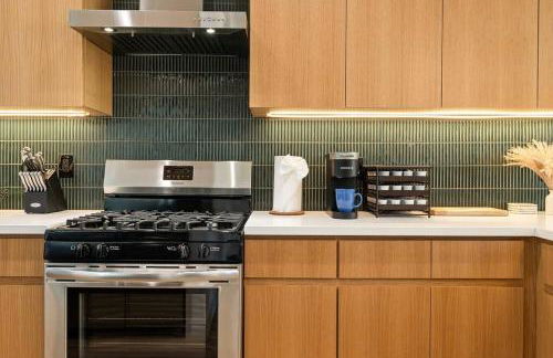 Rooftop 3B 3BA House Near Dodger Stadium and DTLA - Foto 25