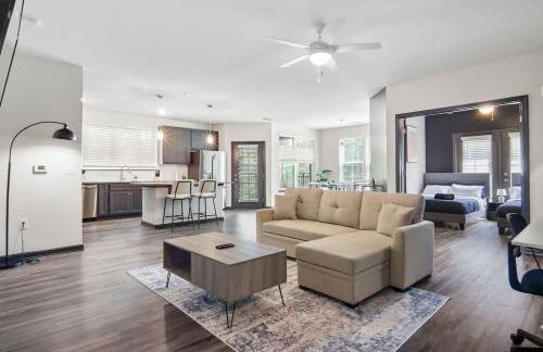 3BR King Bed Balcony North Raleigh - Foto 24